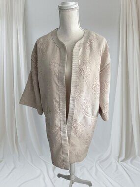 H&M Cream Rose Floral Embossed Robe Caftan Swing Coat Size Small